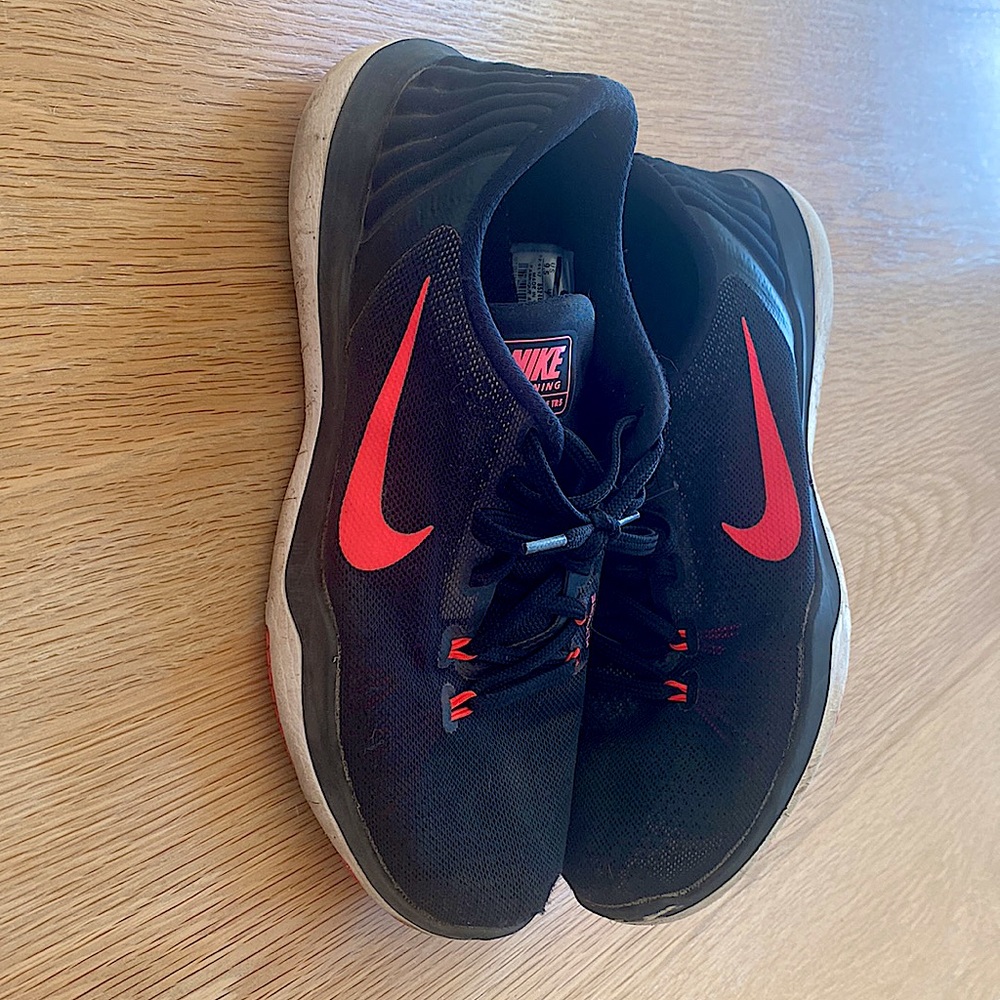 Nike Running Shoe, Size 9.5 Women, Black and Pink